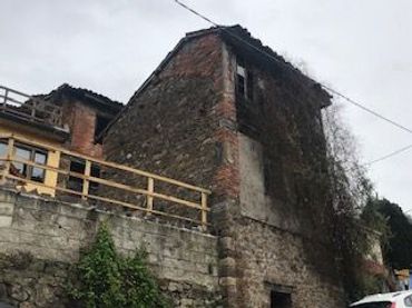 House for sale in La Juncar