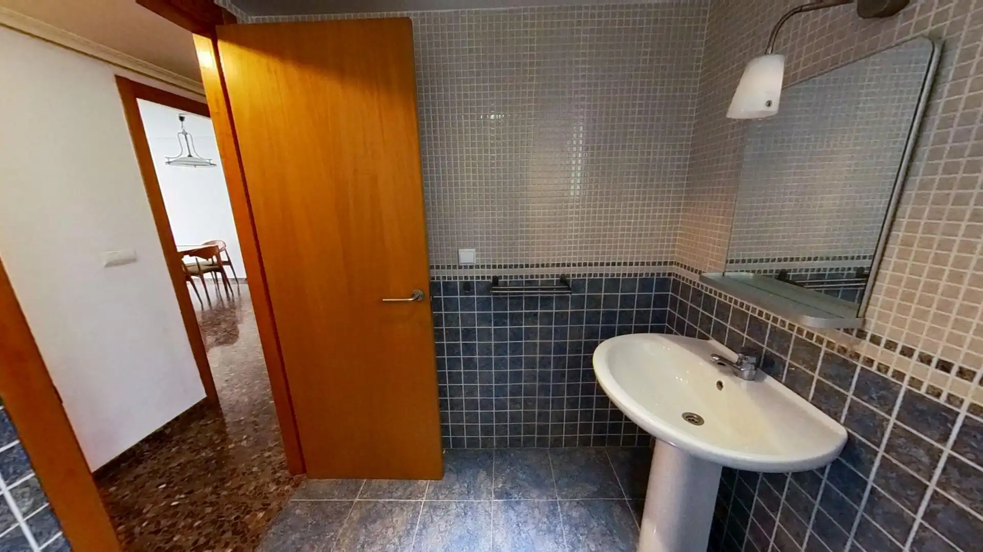 Bany de Pis en venda en Llíria amb Aire condicionat