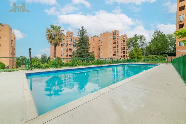 Piso en Venta en Avenida de los Sauces, 47 en Parque Coimbra