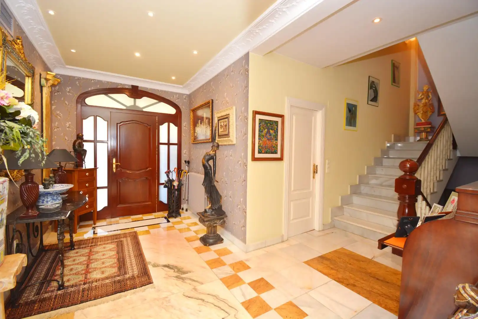 Villa mit Pool zum Verkauf in Calle PAVAROTTI. LUCIANO, imagen 3