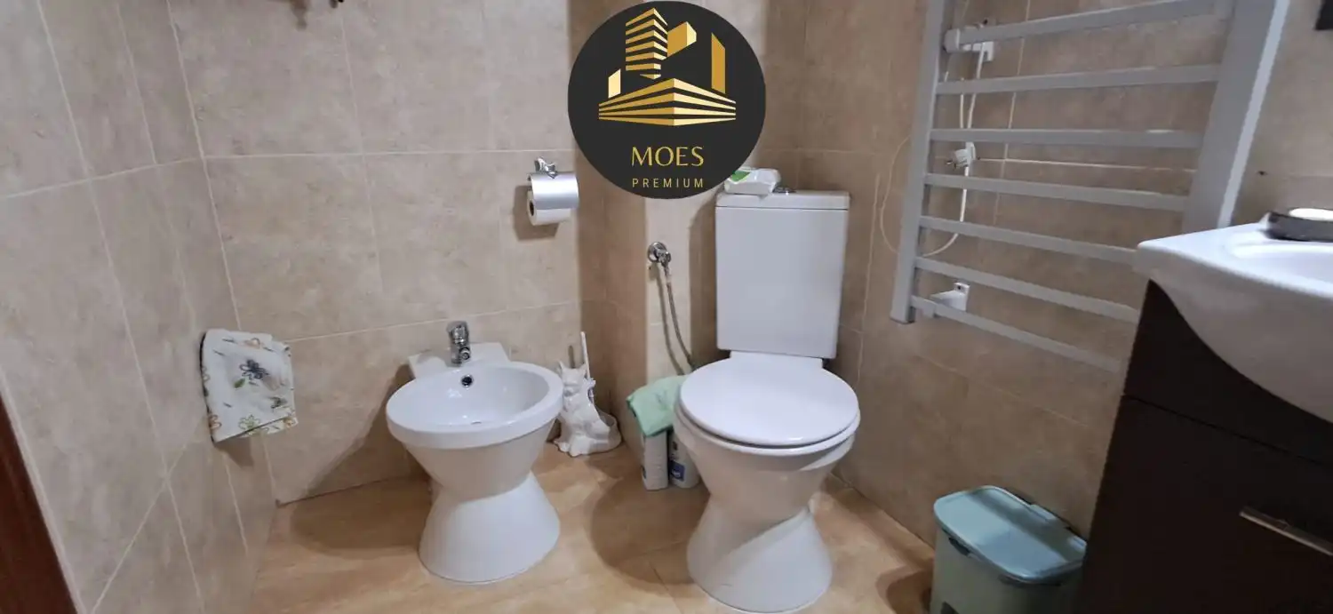Bany de Pis en venda en Jaén amb Aire condicionat i Balcó