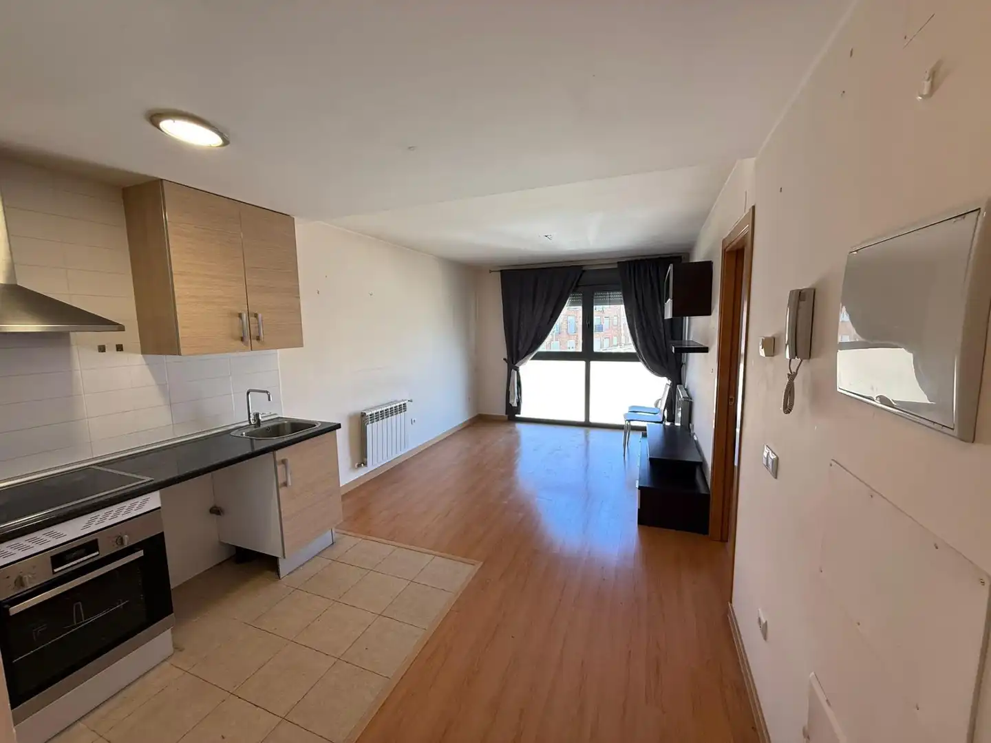 Sala de estar de Piso en venta en Guadalajara con Calefacción y Piscina comunitaria