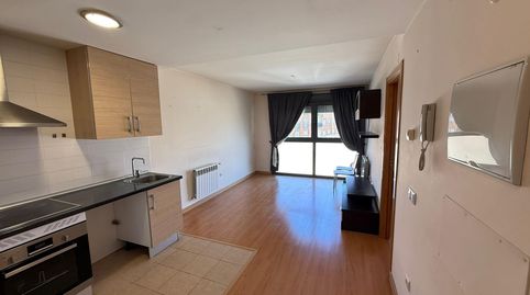 Foto 2 de Piso en venta en Iriépal - Taracena - Valdenoches, Guadalajara Capital