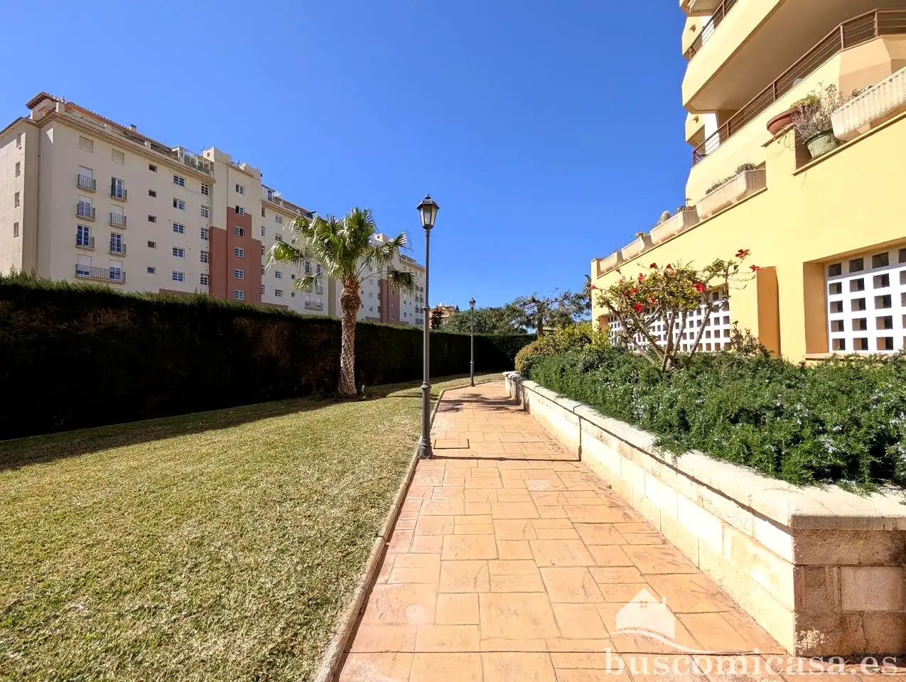 Vista exterior de Planta baja en venta en Algarrobo con Jardín privado, Terraza y Amueblado