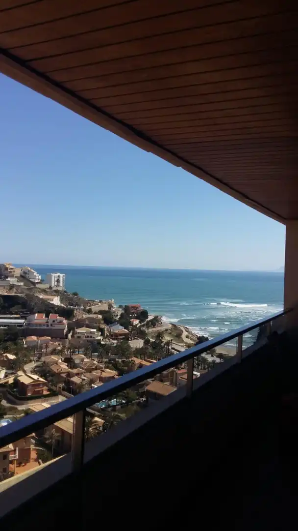 Außenansicht von Wohnung zur Miete in Cullera mit Klimaanlage, Terrasse und Möbliert