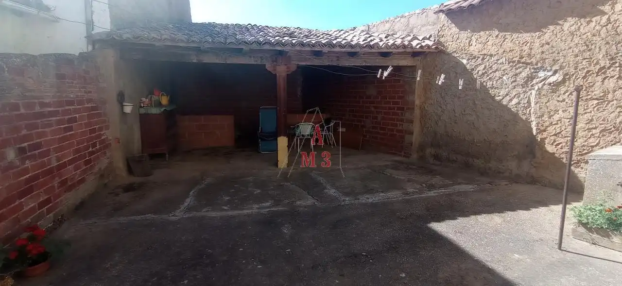 Parkplatz von Haus oder Chalet zum Verkauf in Villanueva de las Manzanas mit Heizung, Terrasse und Abstellraum