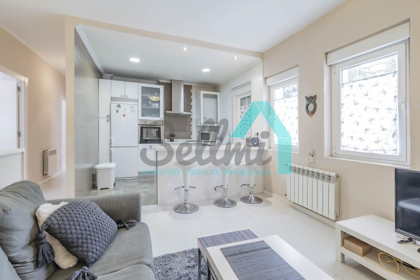 Kitchen of Flat for rent in Oviedo   with Heating and Furnished