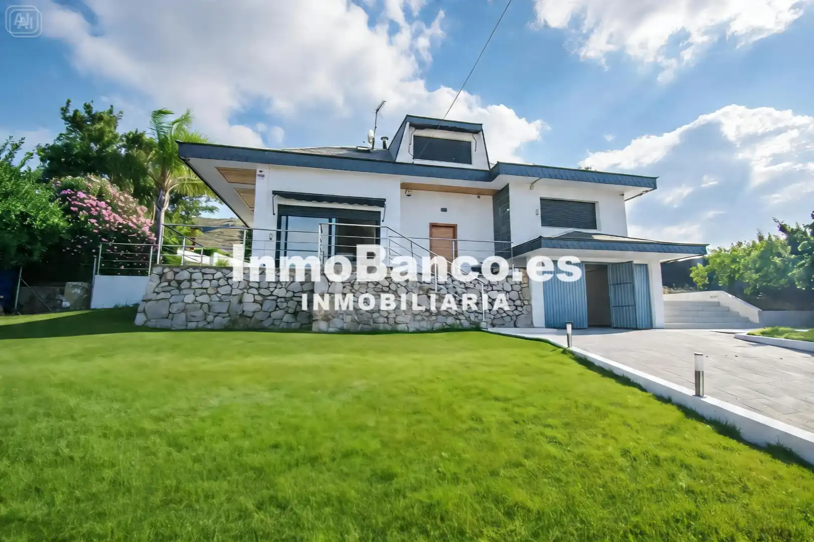 Vista exterior de Casa o chalet en venta en Chiva con Jardín privado, Terraza y Piscina