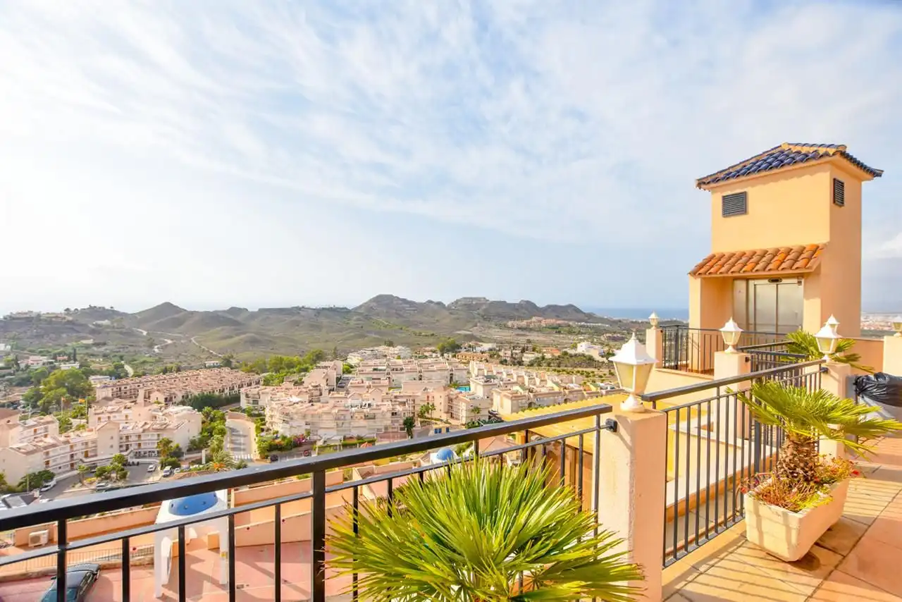 Vista exterior de Ático en venta en Águilas con Amueblado