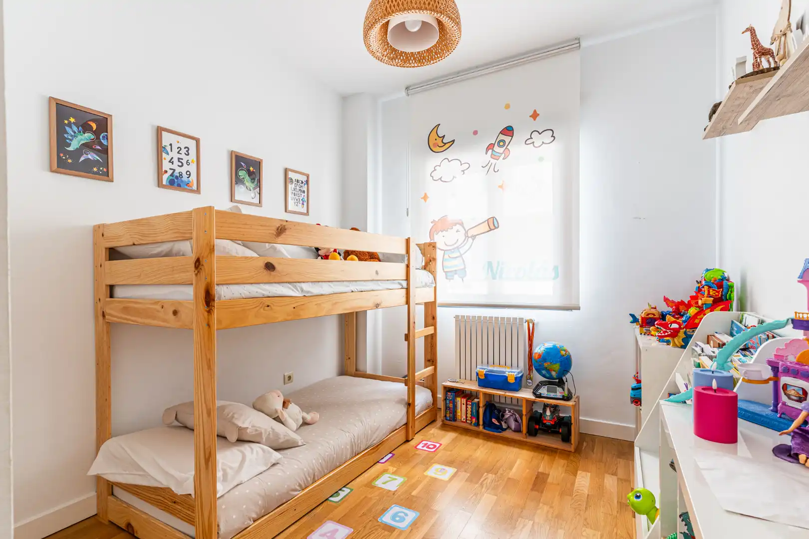 Schlafzimmer von Wohnung zum Verkauf in Las Rozas de Madrid mit Klimaanlage, Heizung und Parkett
