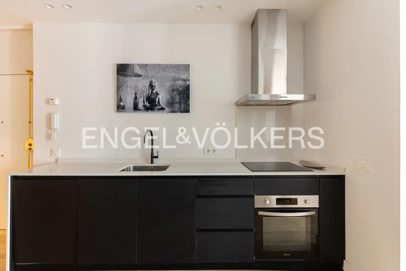 Kitchen of Flat for rent in Madrid  with Air Conditioner, Heating and Furnished