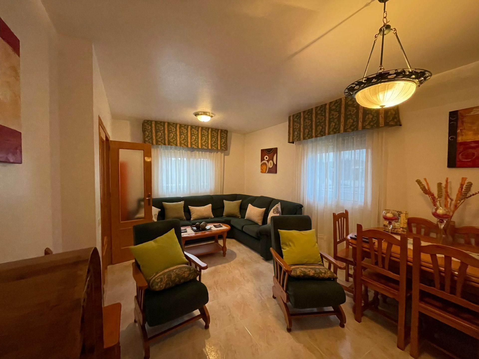 Sala d'estar de Casa adosada en venda en Cuevas del Almanzora amb Aire condicionat, Calefacció i Terrassa
