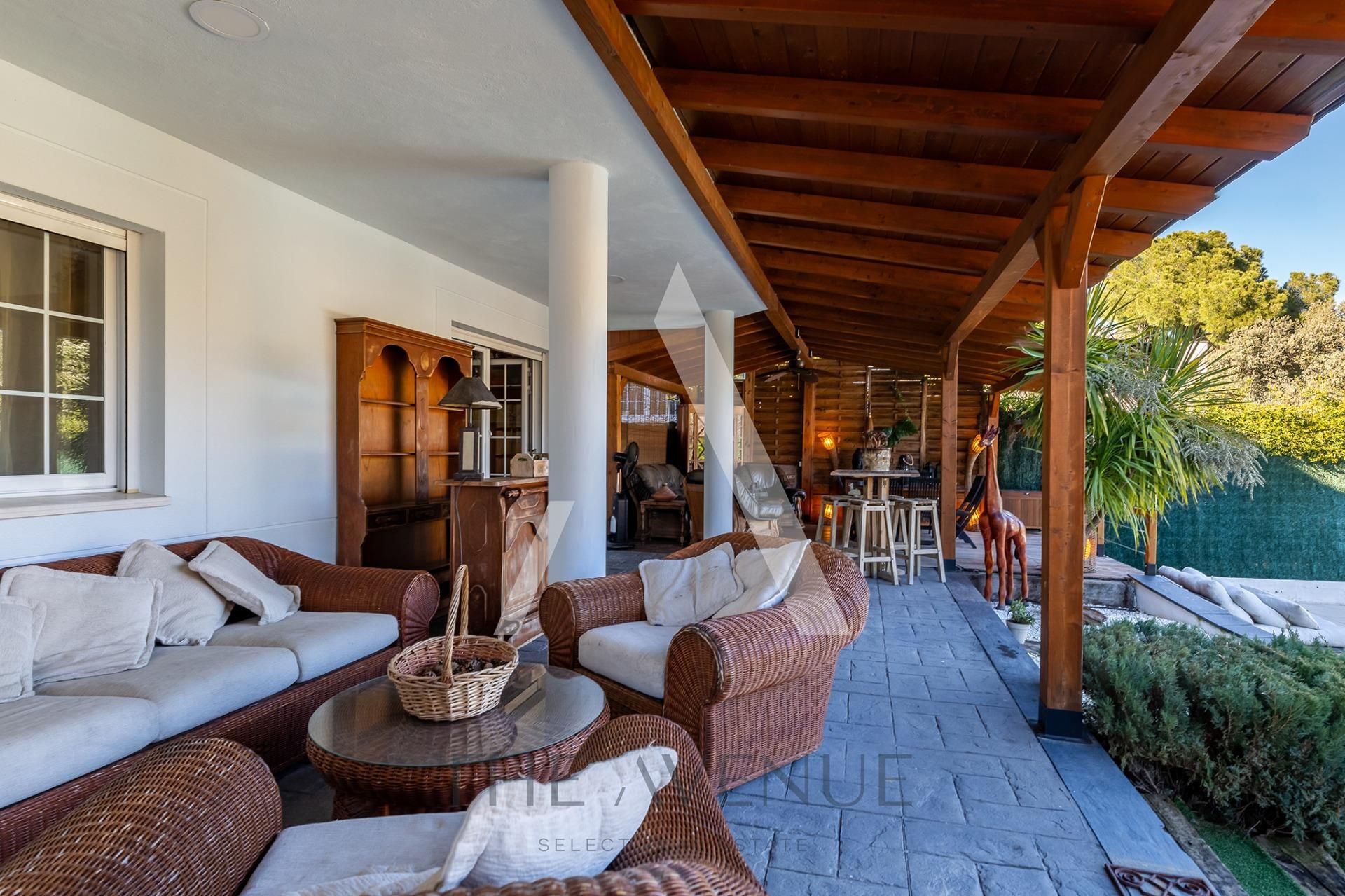 Terrace of House or chalet for sale in Pozuelo de Alarcón  with Air Conditioner, Heating and Private garden