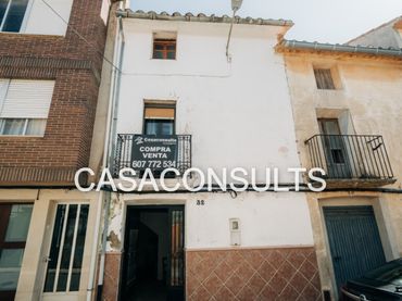 Casa con balcone in vendita a Carrer de Cervantes