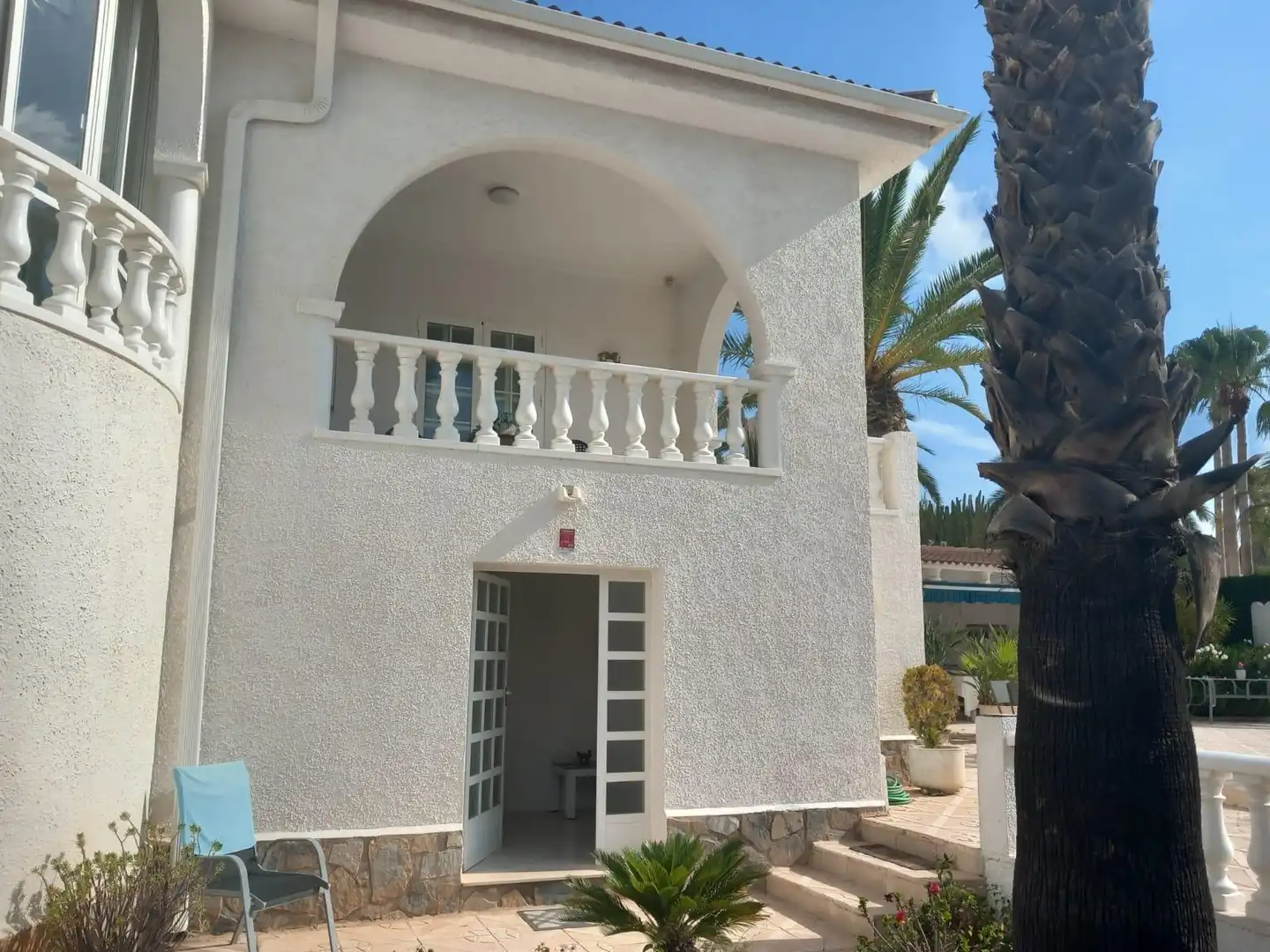 Vista exterior de Casa o xalet en venda en Rojales amb Aire condicionat, Calefacció i Jardí privat