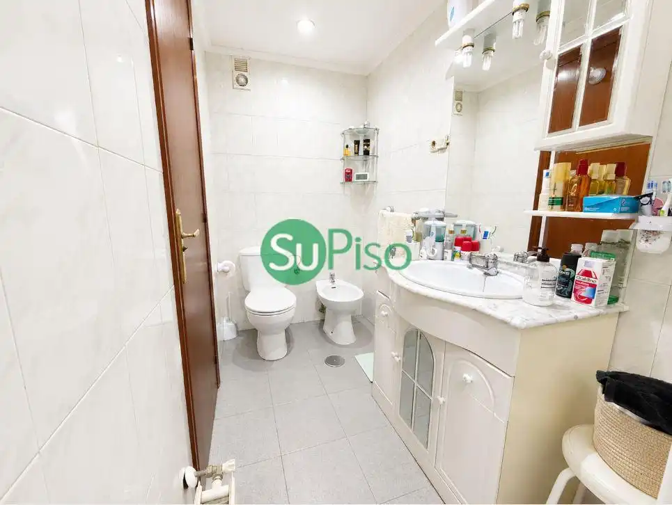 Baño de Piso en venta en Madrid con Aire acondicionado, Calefacción y Parquet
