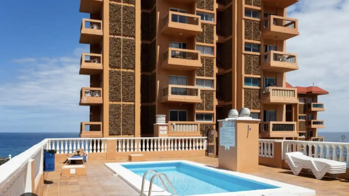 Piscina de Estudio en venta en Puerto de la Cruz con Trastero, Amueblado y Piscina comunitaria