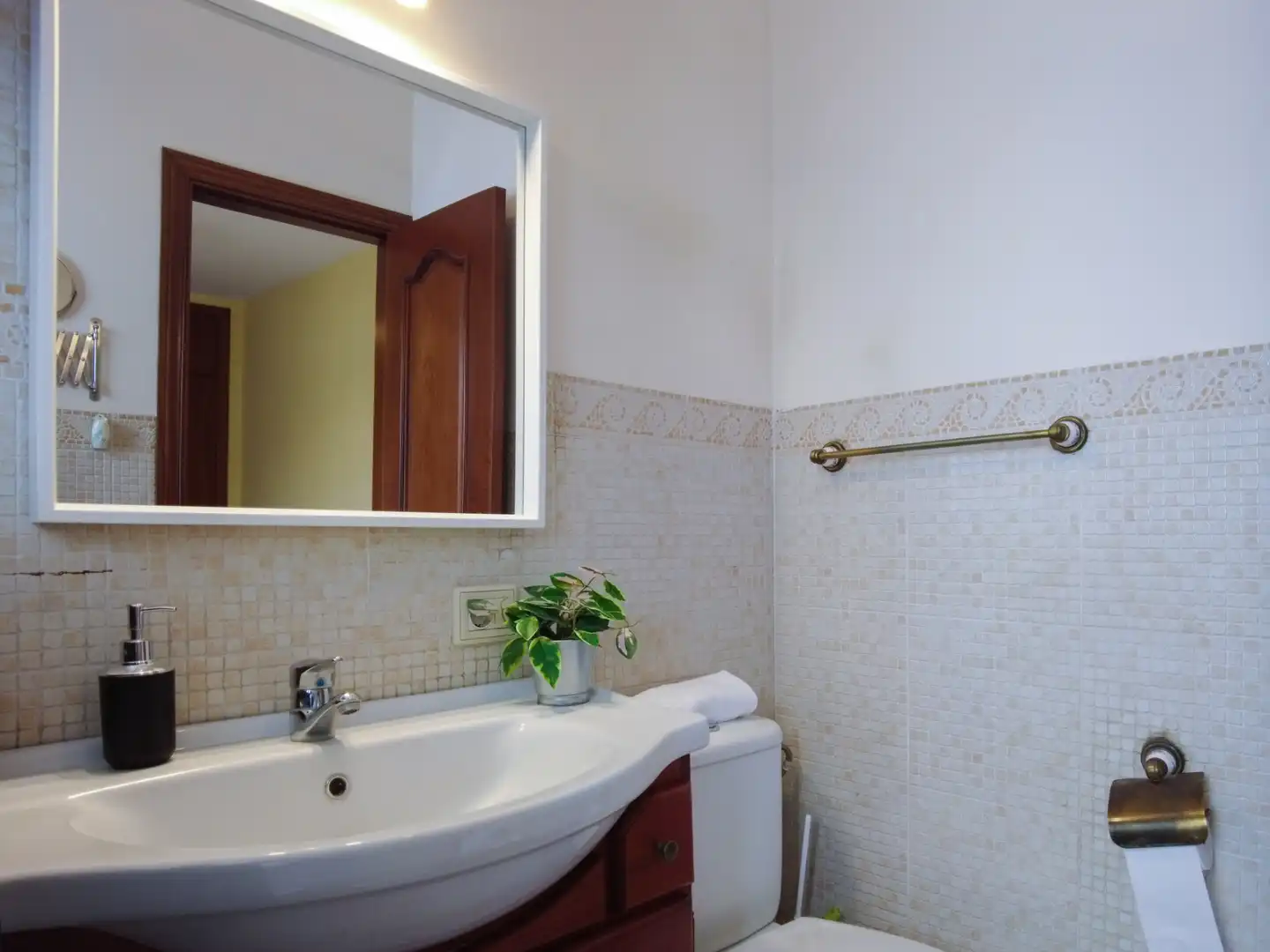 Baño de Casa adosada de alquiler en La Orotava con Calefacción, Parquet y Amueblado