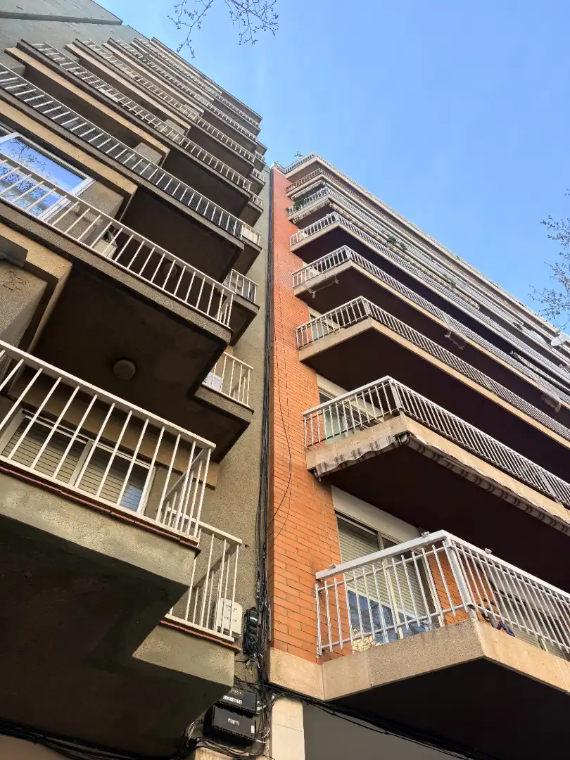 Vista exterior de Pis en venda en Reus amb Aire condicionat, Calefacció i Terrassa