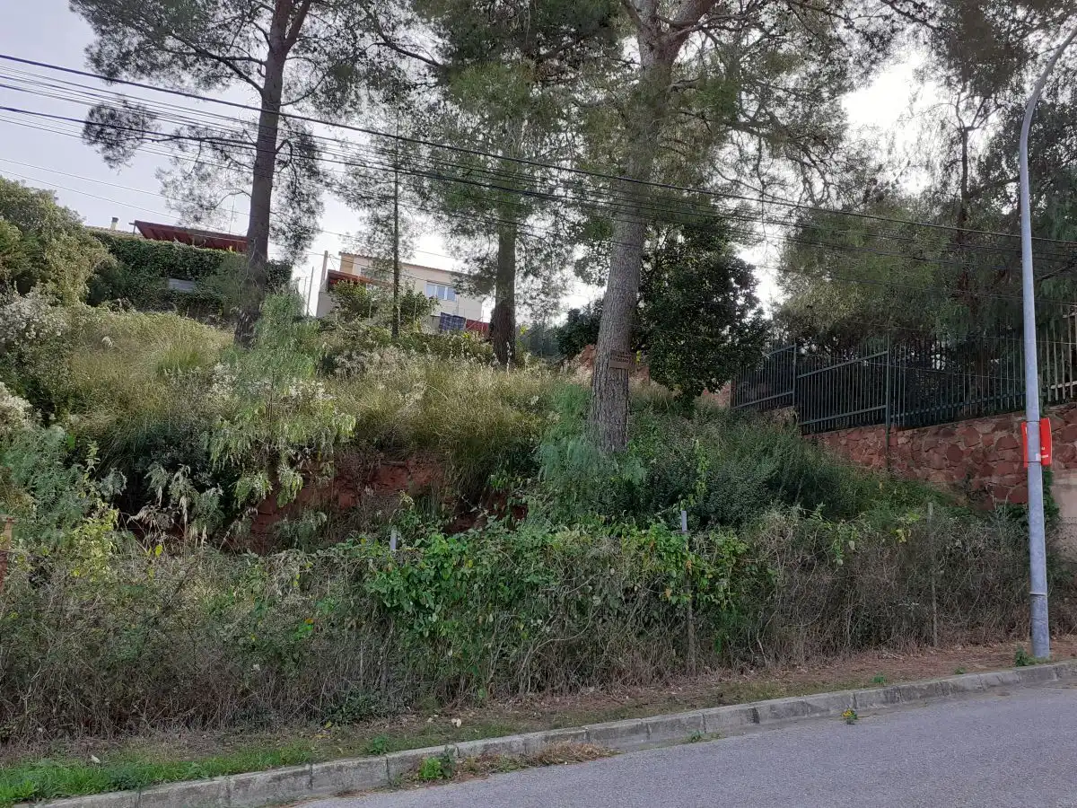 Terreny residencial en venda a Torrelles de Llobregat