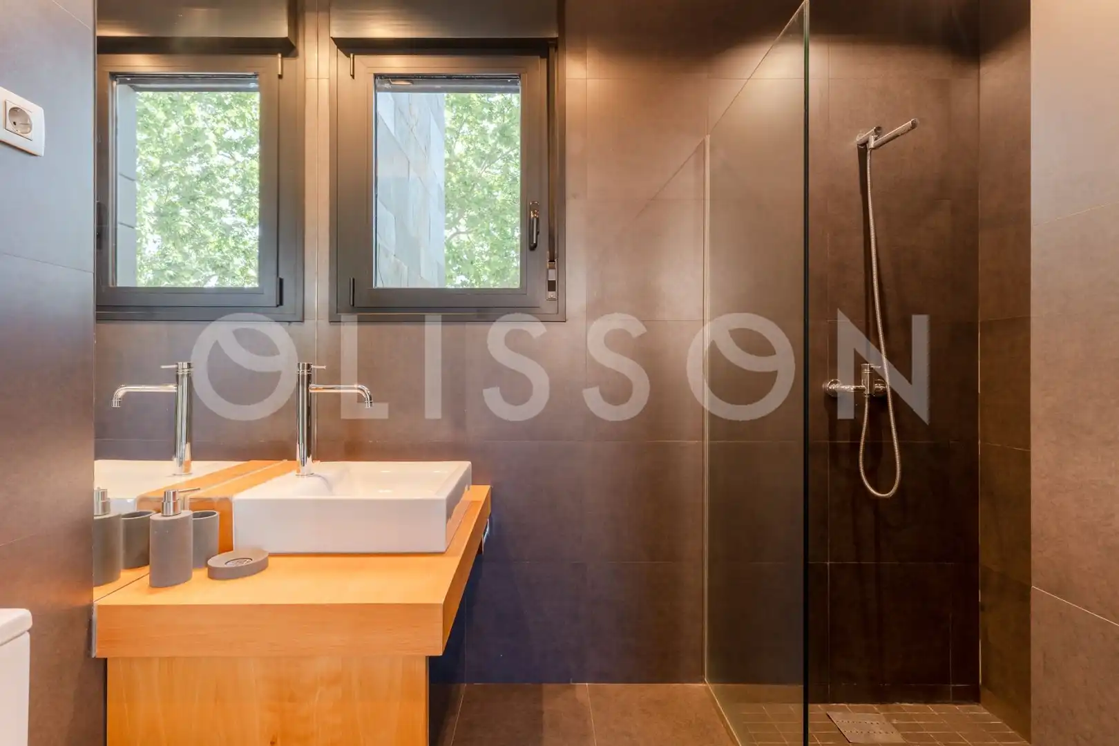 Baño de Casa o chalet en venta en Madrid con Aire acondicionado, Calefacción y Jardín privado