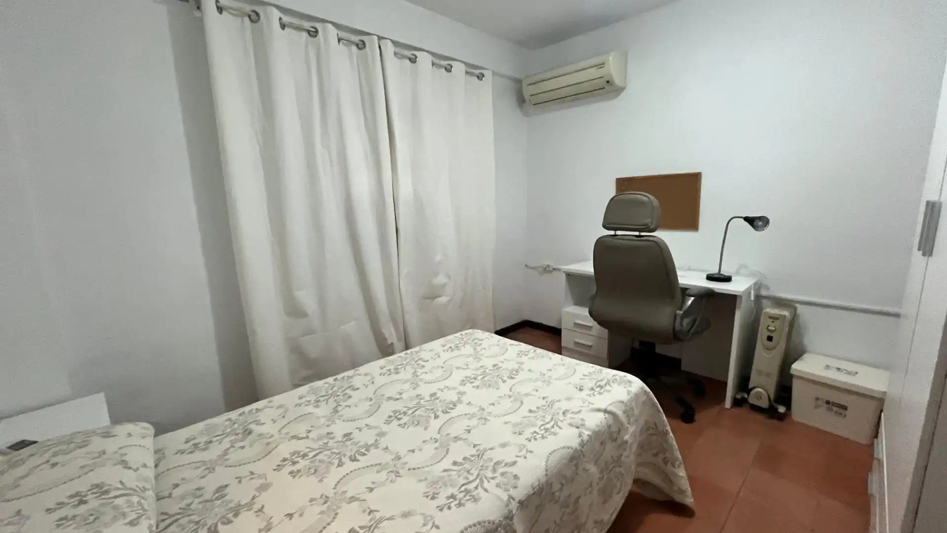 Habitación de Piso de alquiler en Sevilla con Aire acondicionado y Terraza