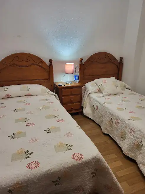 Bedroom of Flat for rent in Linares  with Air Conditioner, Heating and Furnished
