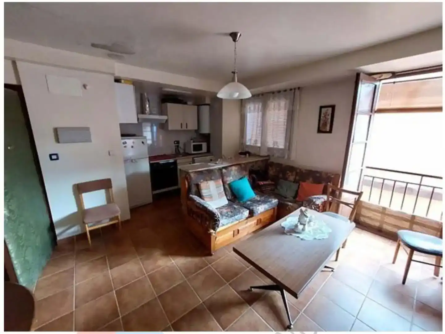 Sala d'estar de Pis en venda en Torrijo de la Cañada amb Aire condicionat, Traster i Moblat