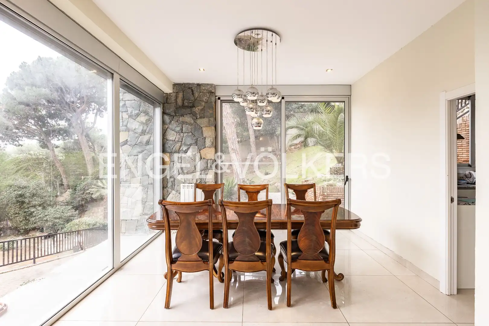 Comedor de Casa o chalet en venta en Premià de Dalt con Aire acondicionado, Calefacción y Jardín privado