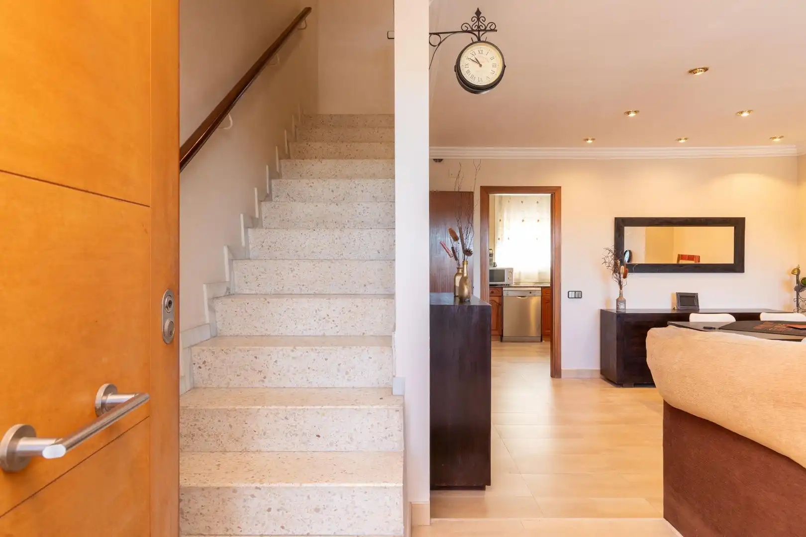 Casa adosada en venta en Santa Perpètua de Mogoda con Aire acondicionado, Calefacción y Trastero