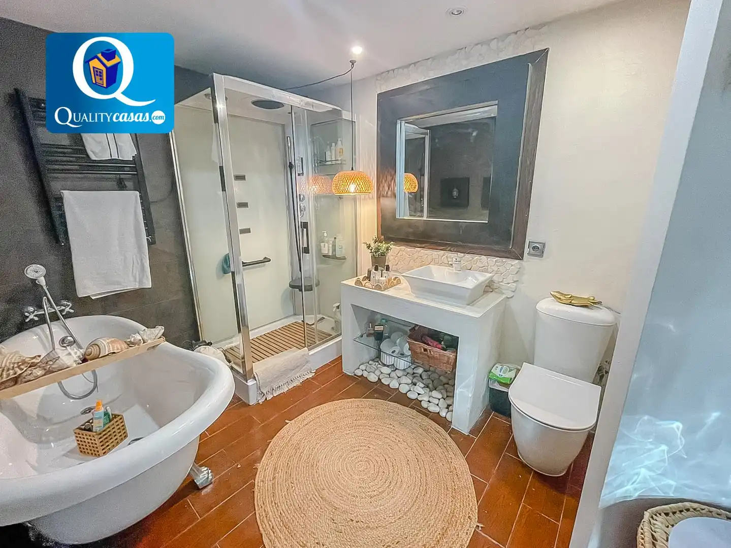 Badezimmer von Dachboden zur Miete in Mutxamel mit Klimaanlage, Terrasse und Gemeinschaftspool