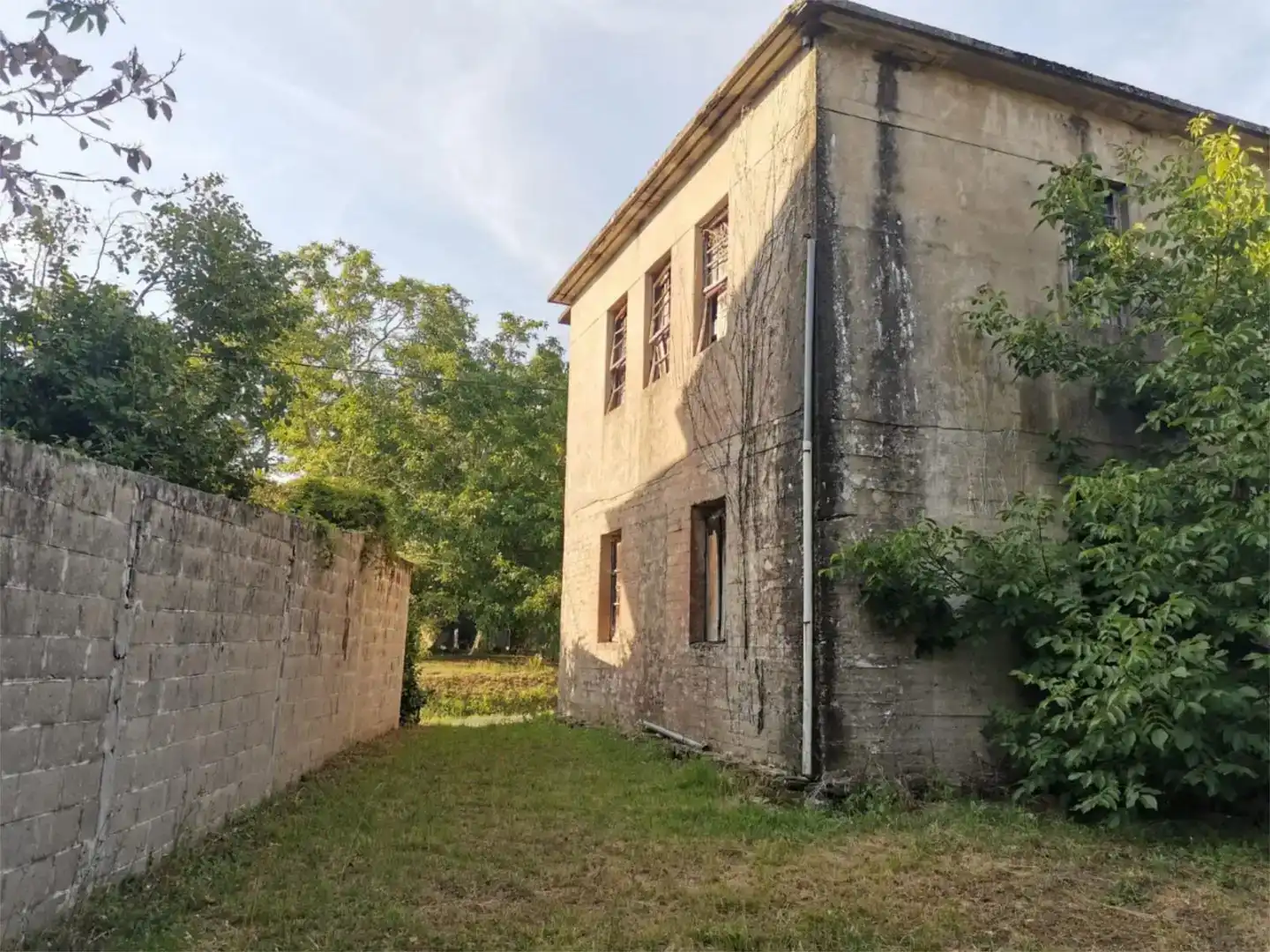 Vista exterior de Casa o chalet en venta en Paderne