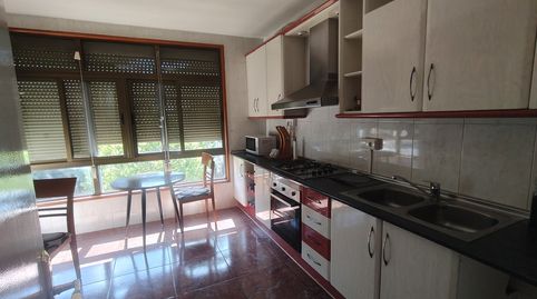Foto 2 de Casa o xalet en venda a Calle Río Ebro, Baza, Granada