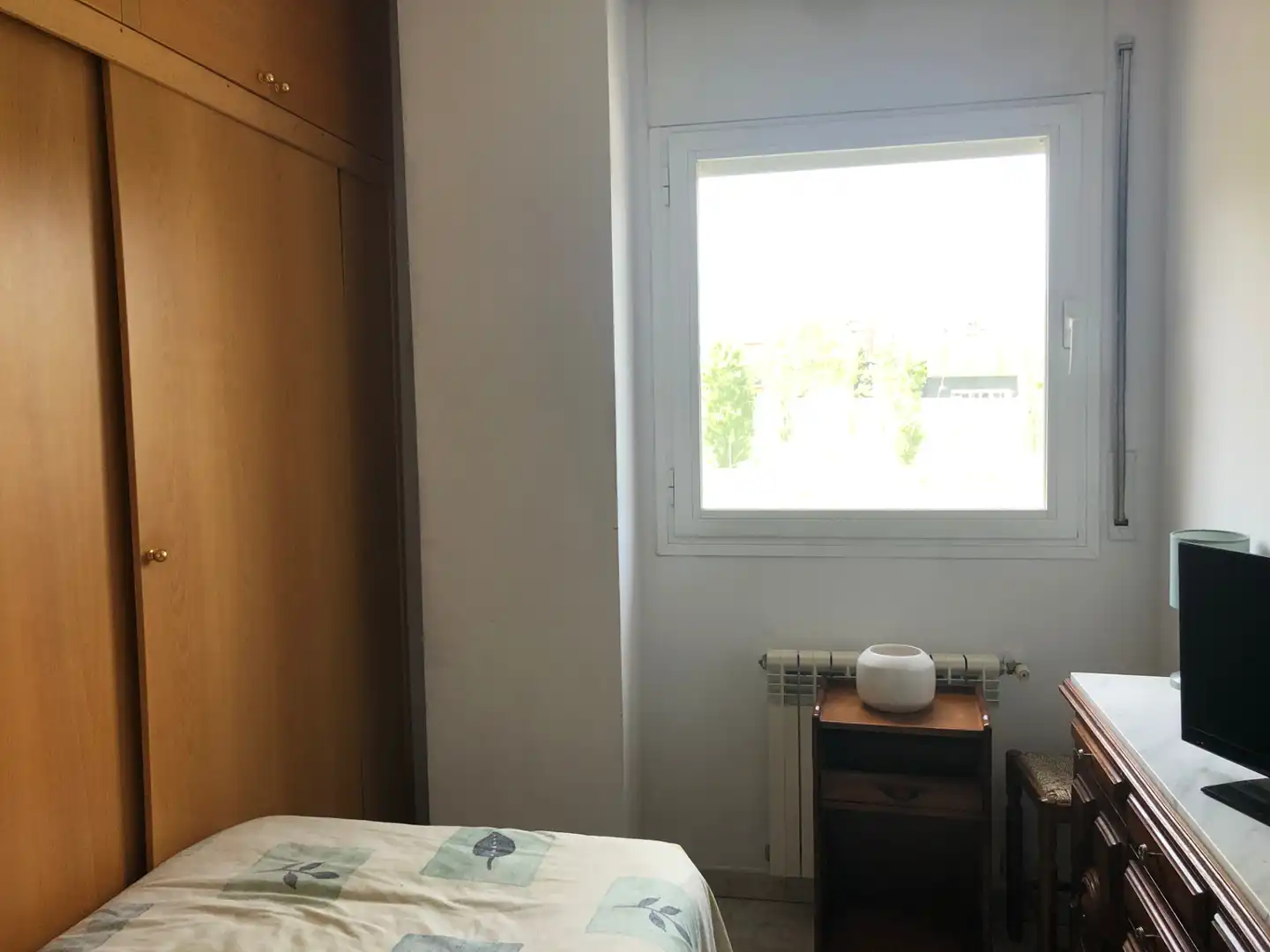Dormitori de Pis en venda en Figueres amb Aire condicionat, Calefacció i Moblat