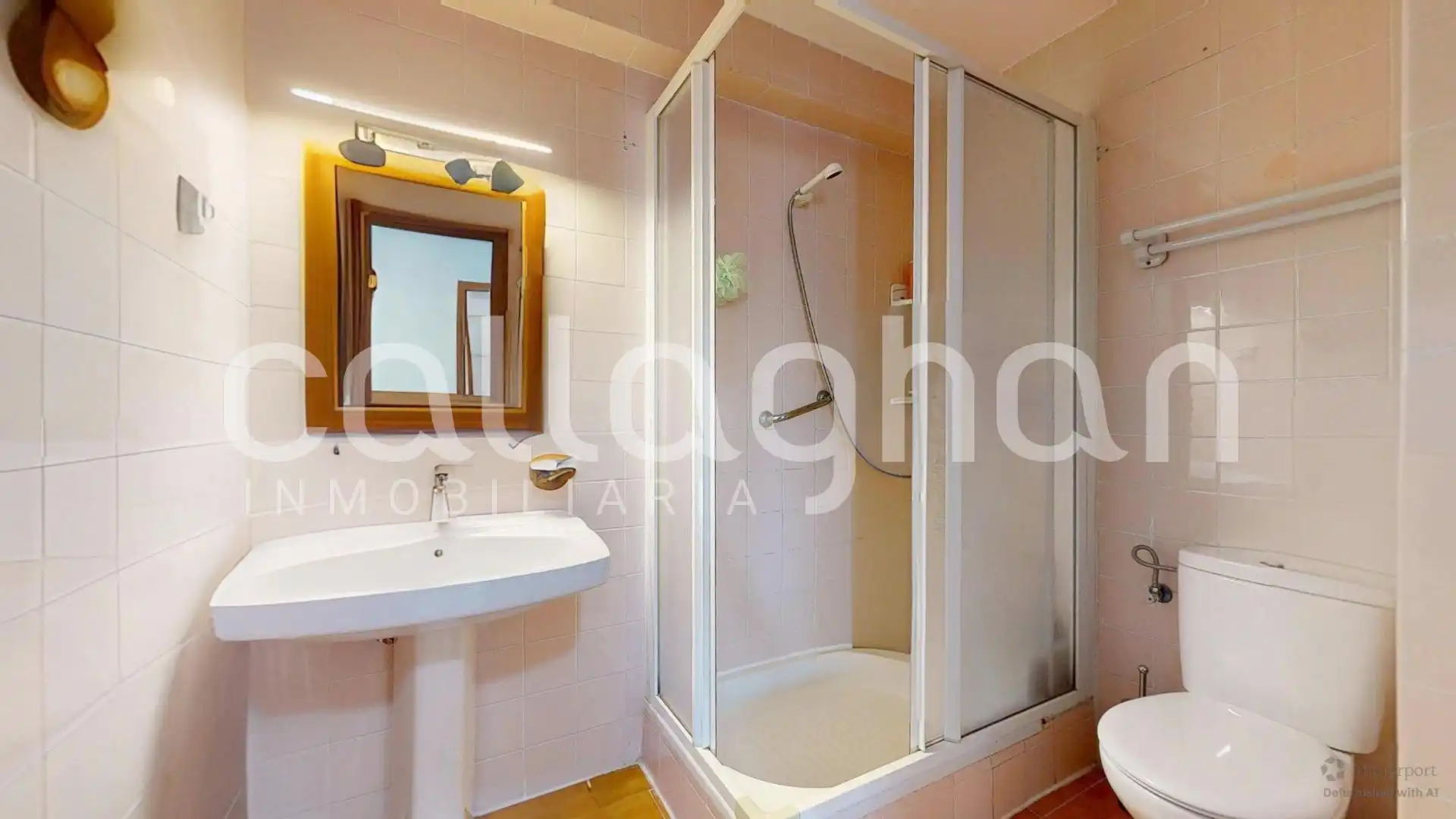 Baño de Ático en venta en Valencia con Terraza