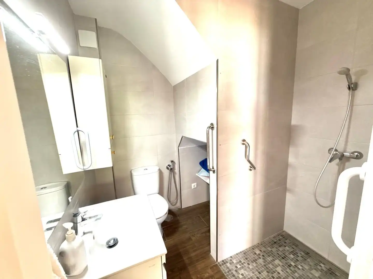 Bathroom of Detached homes for sale in Nerja  with Air Conditioner, Private garden and Terrace