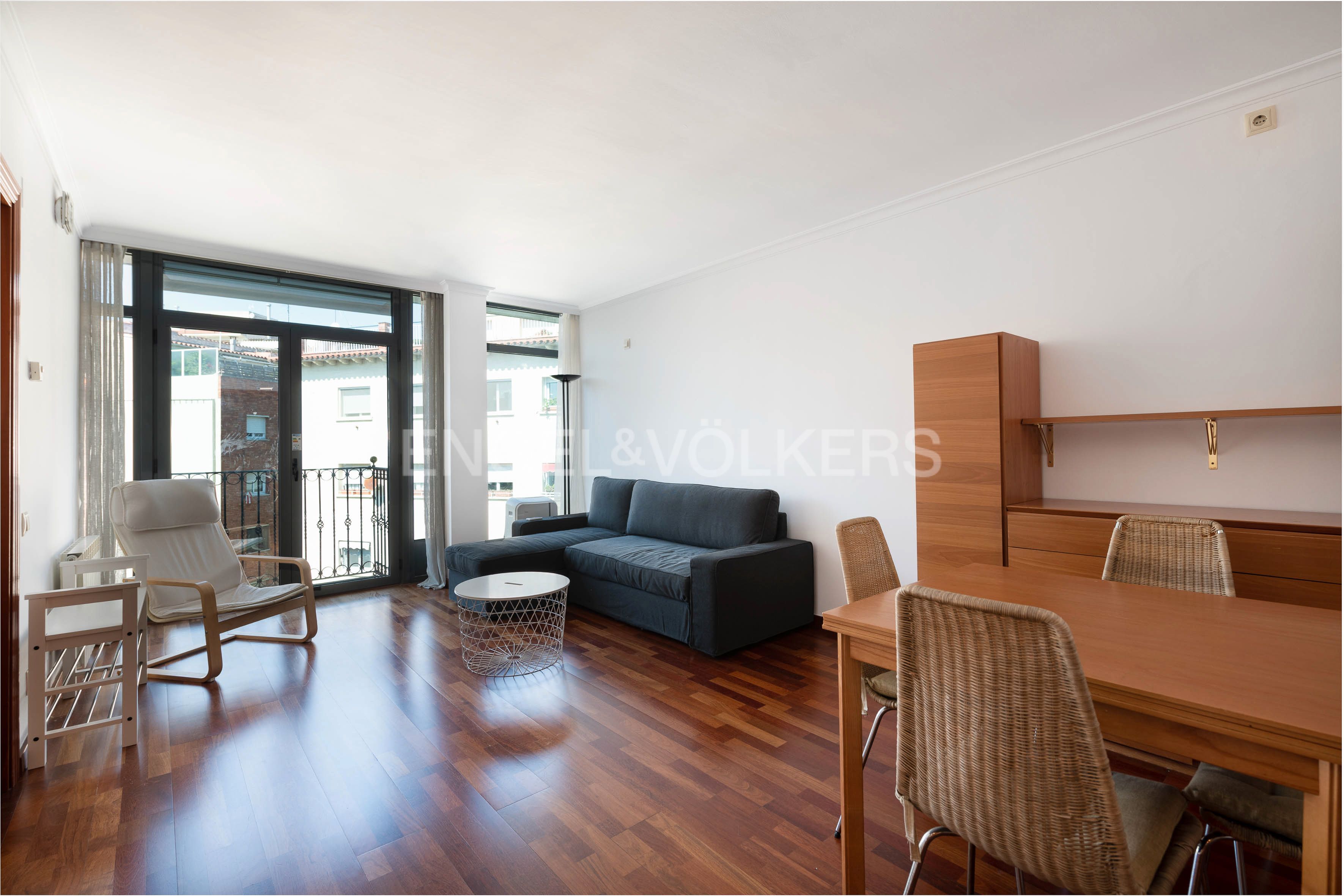 Exterior view of Apartment to rent in Sant Cugat del Vallès  with Air Conditioner, Heating and Parquet flooring