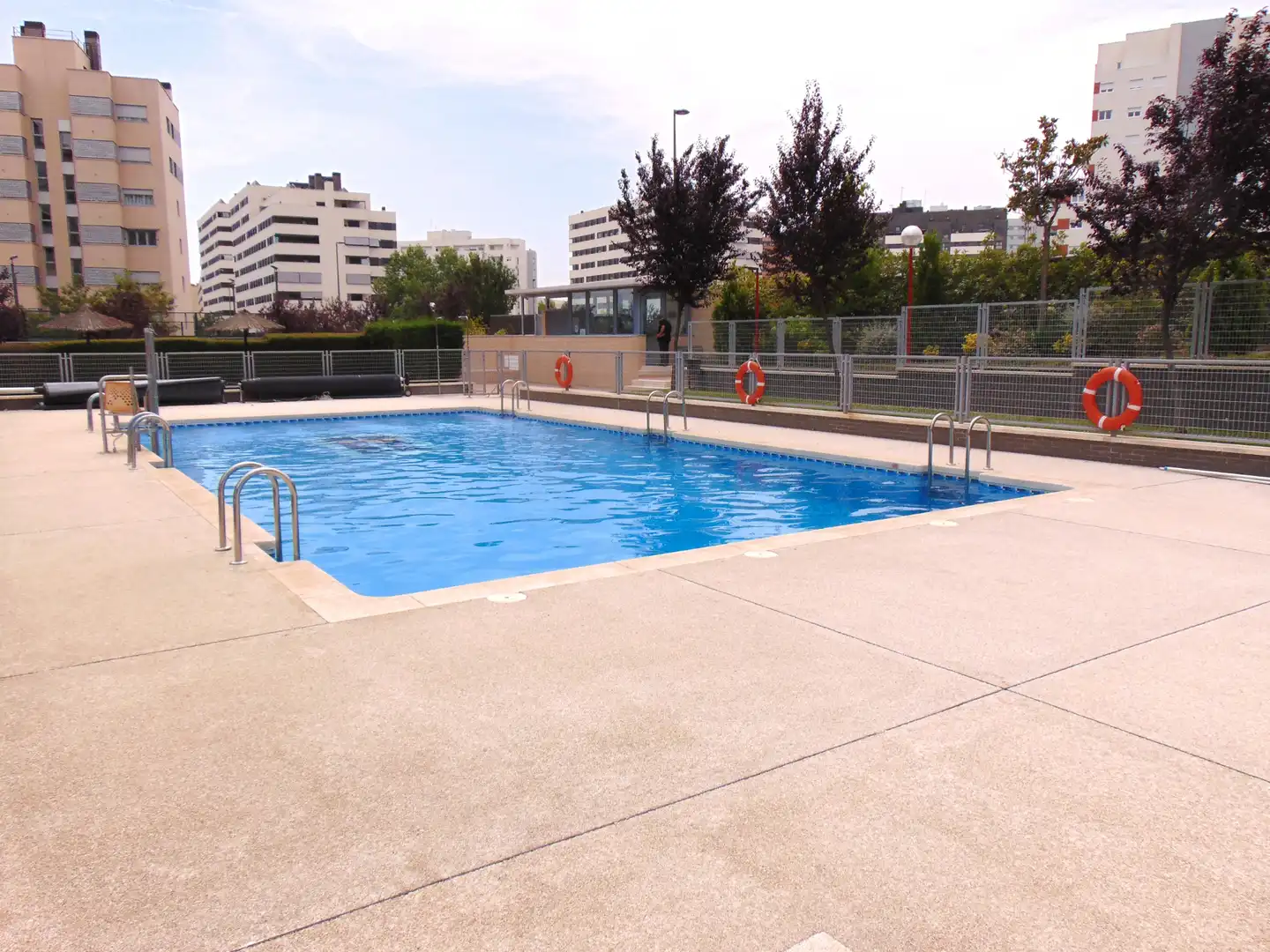 Swimming pool of Flat for sale in Tres Cantos  with Heating, Parquet flooring and Terrace