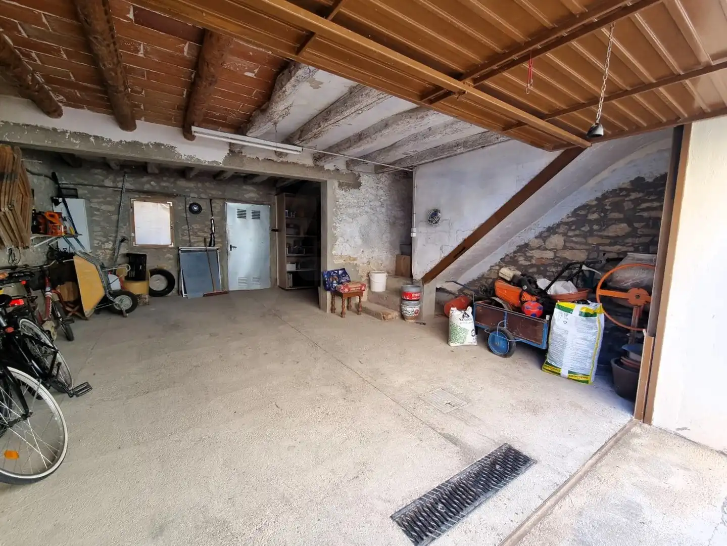 Edificio en venta en Ginestar