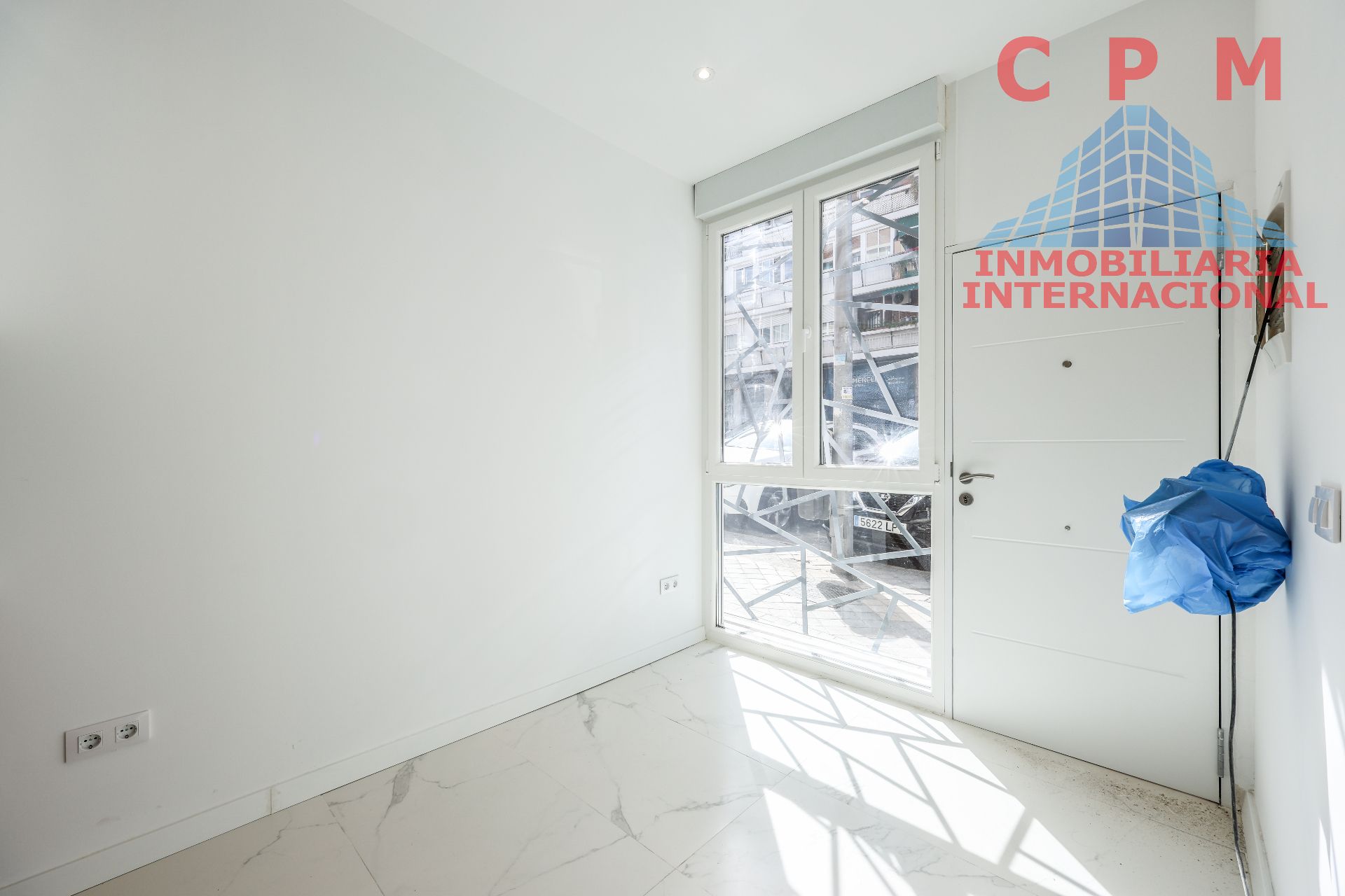 Flat for sale in  Madrid Capital  with Air Conditioner, Heating and Parquet flooring