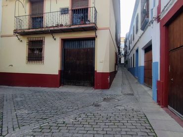 Casa con balcone in vendita a Centro