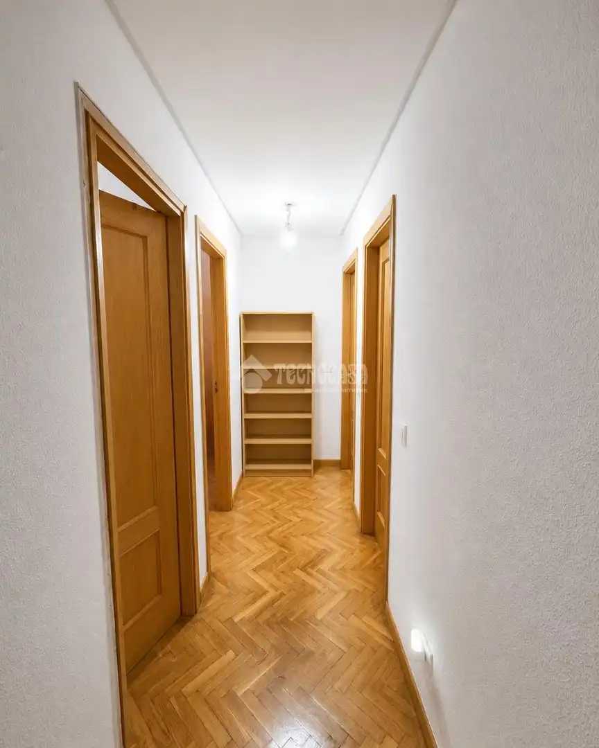 Piso en venta en Madrid con Calefacción y Terraza