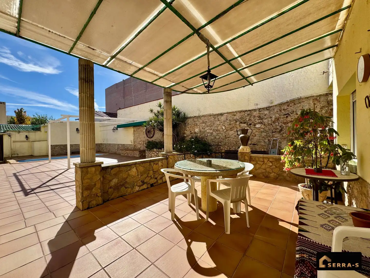 Casa amb piscina en venda a Carrer Carrer dels Ciutadans, imagen 2