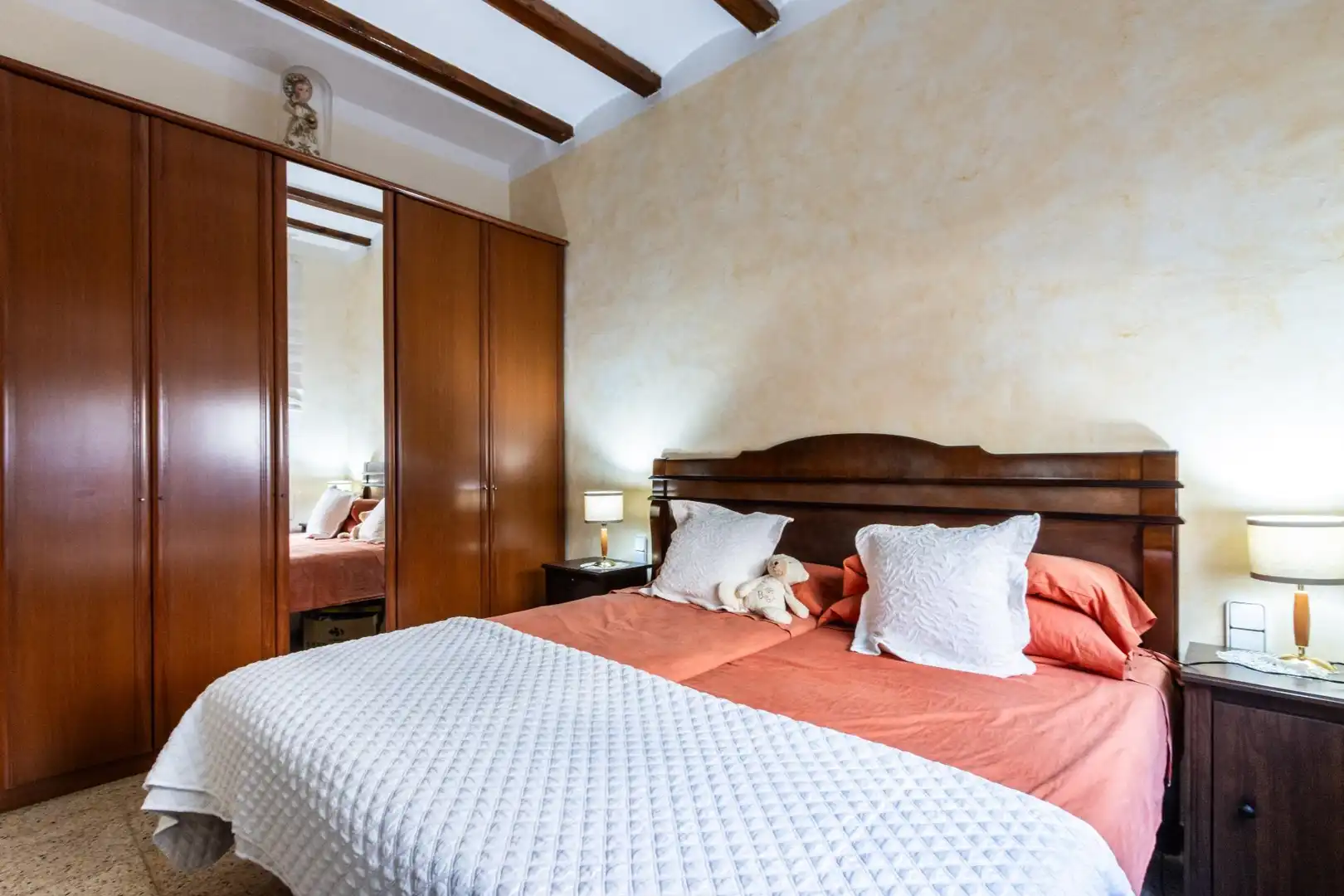 Dormitori de Casa o xalet en venda en Castellar del Vallès amb Aire condicionat, Calefacció i Jardí privat