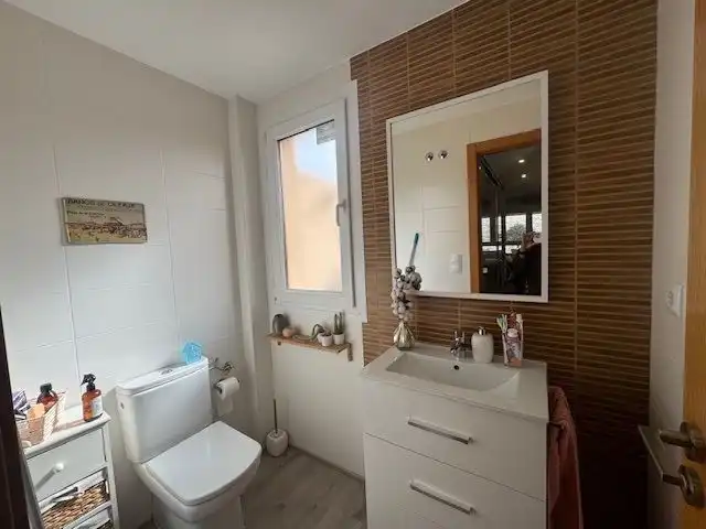 Bany de Casa adosada en venda en Alcoy / Alcoi amb Calefacció, Terrassa i Traster