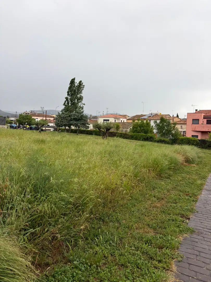 Wohnbaugrundstück zum Verkauf in Carrer de la Font
