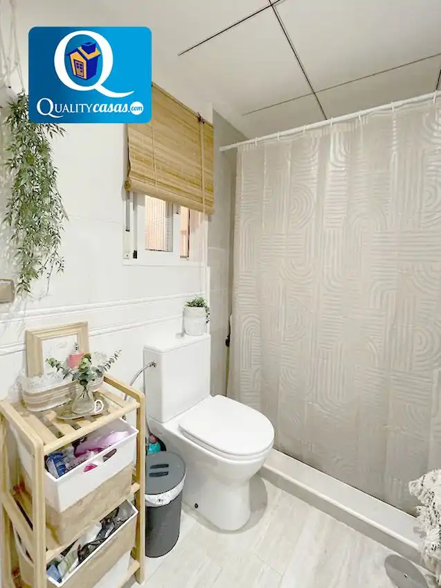 Bathroom of Houses for sale in San Vicente del Raspeig / Sant Vicent del Raspeig  with Air Conditioner, Heating and Storage room