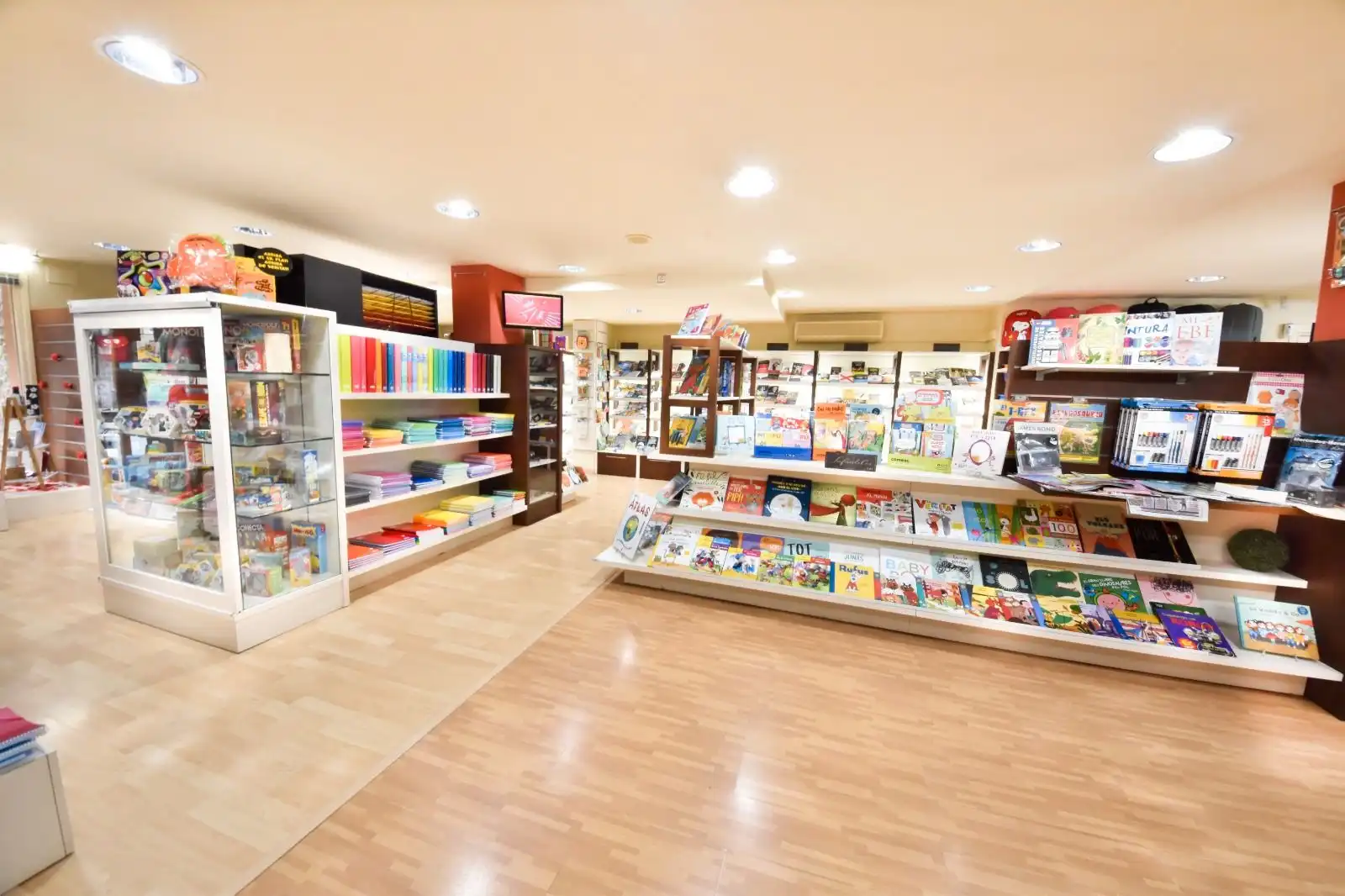 Local comercial en venta en Sant Hipòlit de Voltregà, imagen 3