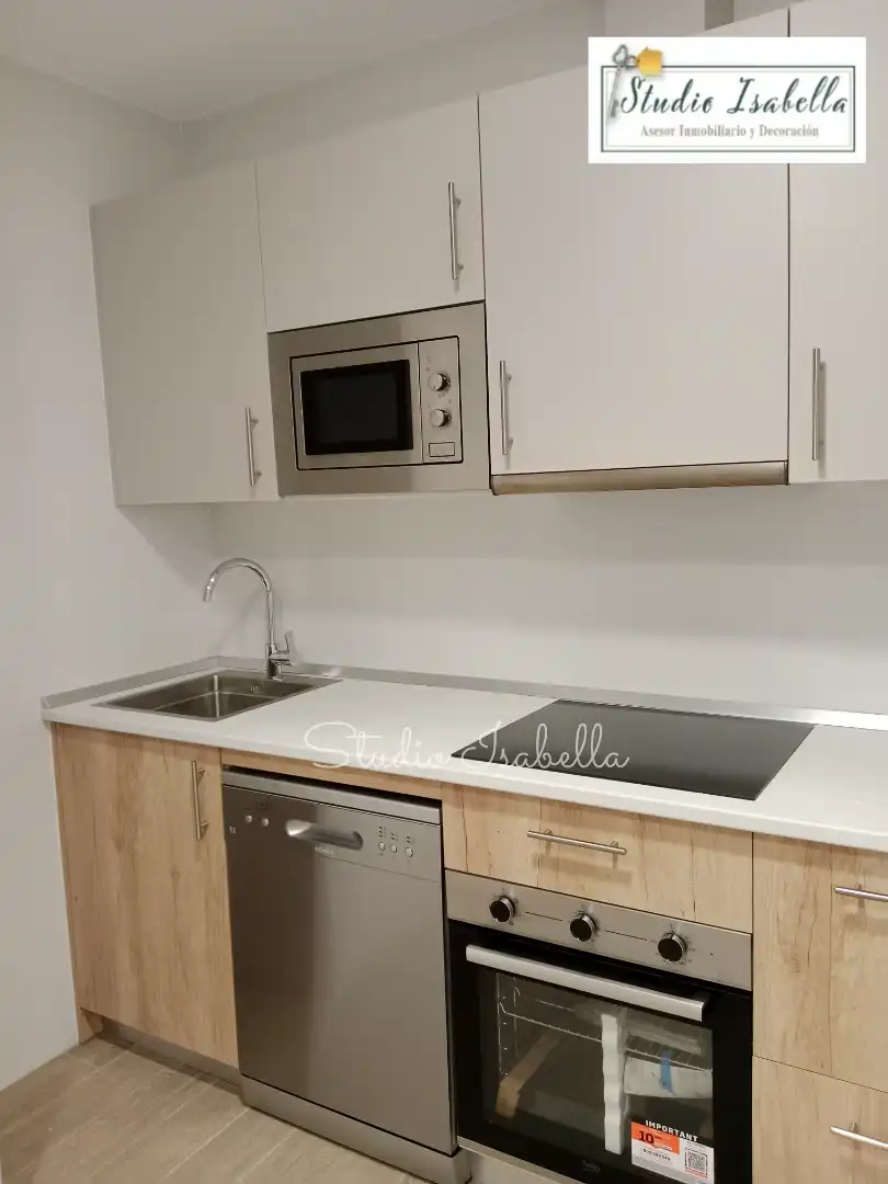 Habitación en Calle Ferrocarril, Santa Bárbara