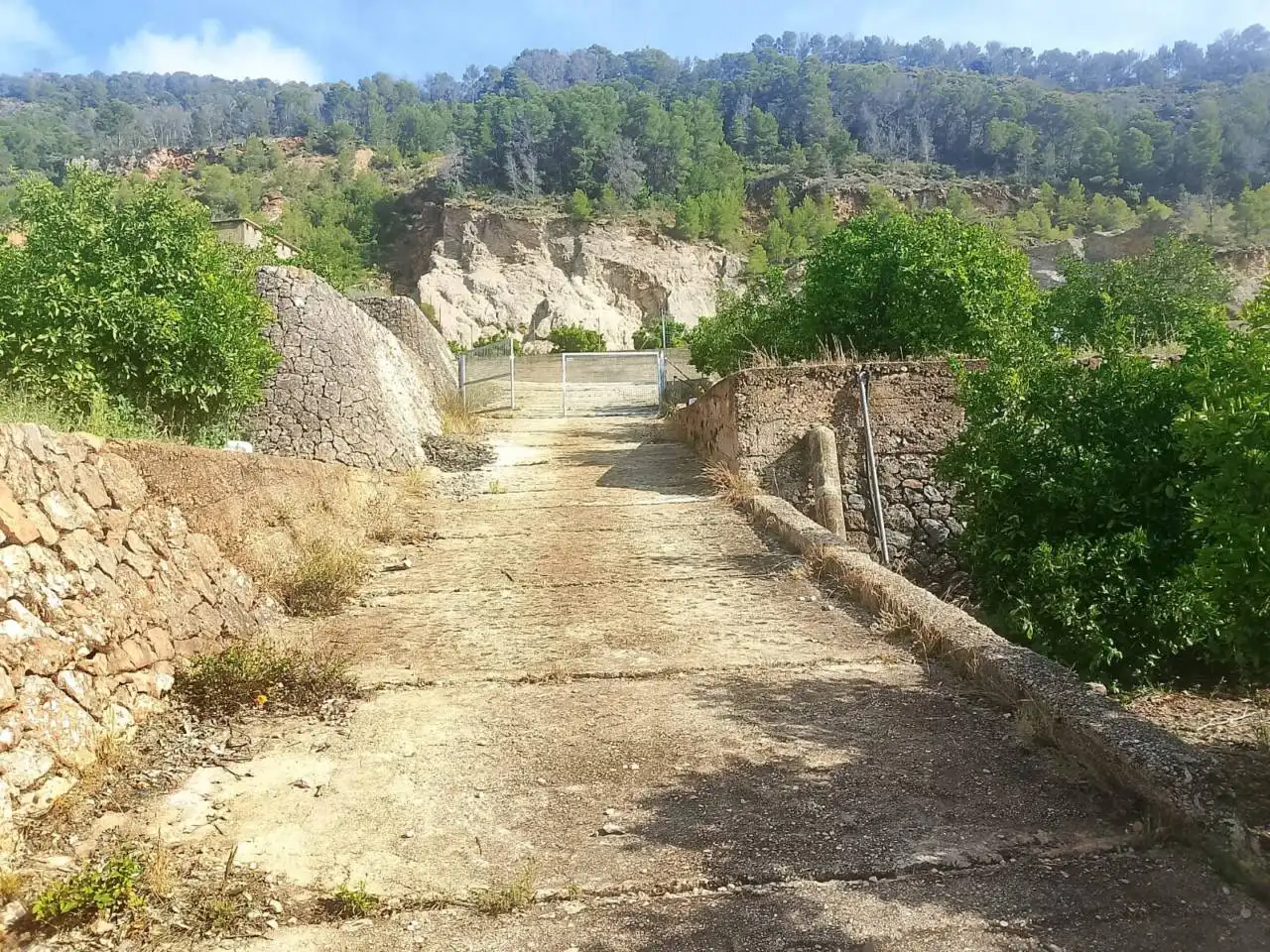 Exterior view of Land for sale in L'Atzúbia